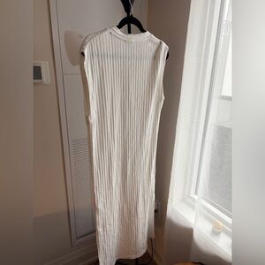 ICHI Sleeveless Ribbed Midi Dress in White